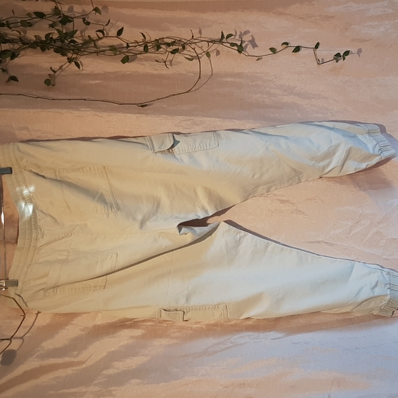 GAP Linen Joggers - Picture 5 of 5